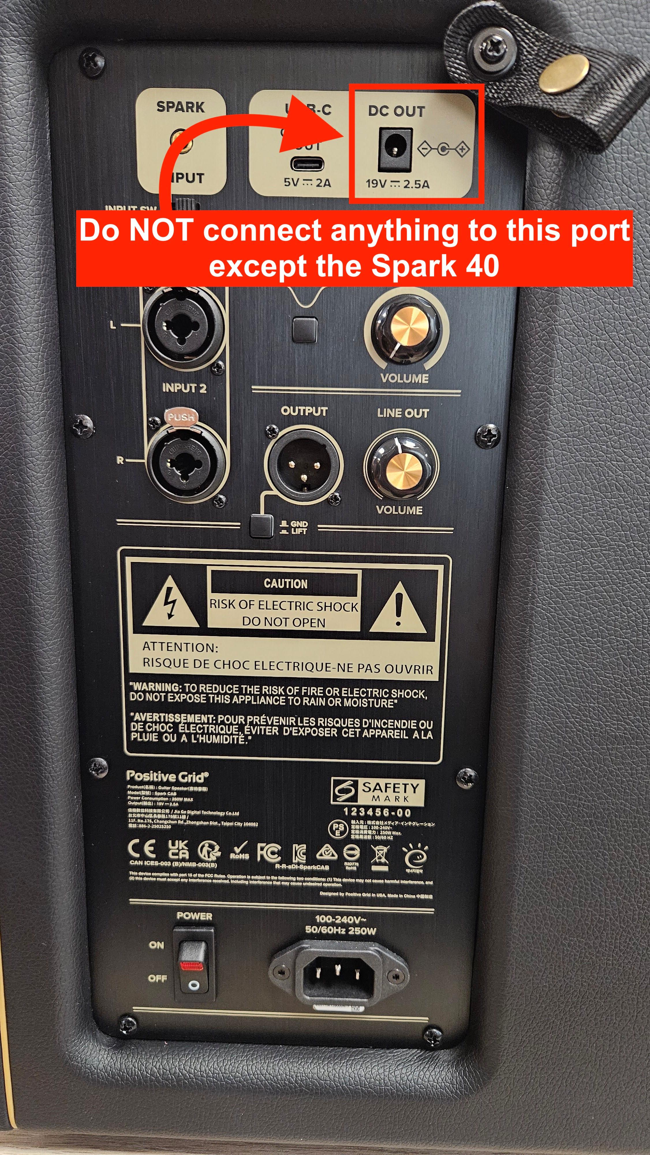 Do not use the DC output port on the Spark CAB as a power source for anything else than the Spark 40